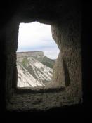 Вид из окна пещерного города Чуфут-Кале